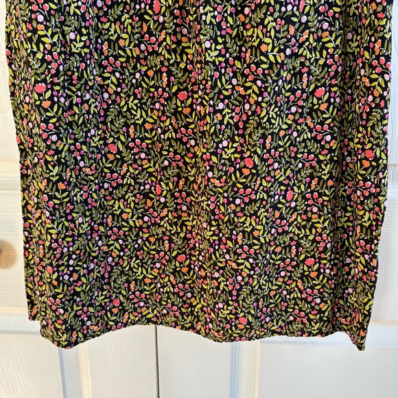 J Jill Sleeveless Black Floral Berry 1/4 Button Casual Midi Dress M Boho Easter - Picture 2 of 9